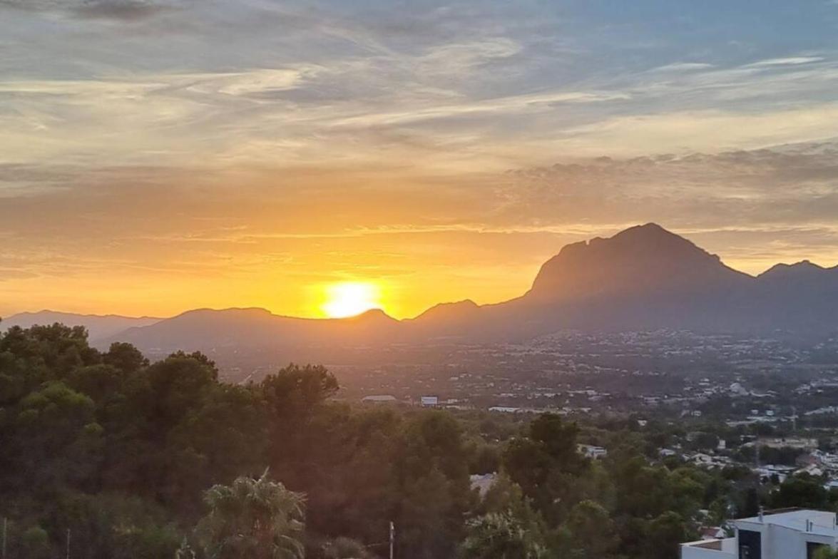 Magnificent View And Pool Villa El Albir Екстериор снимка