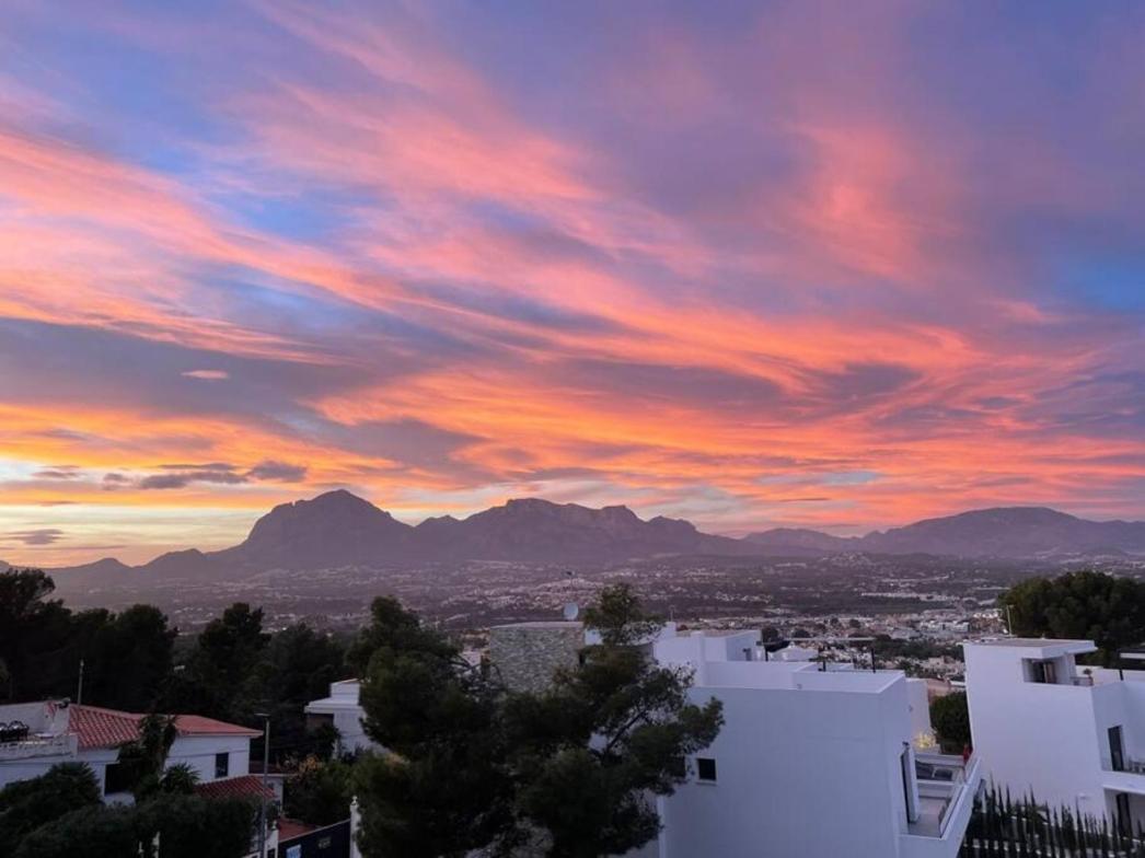 Magnificent View And Pool Villa El Albir Екстериор снимка