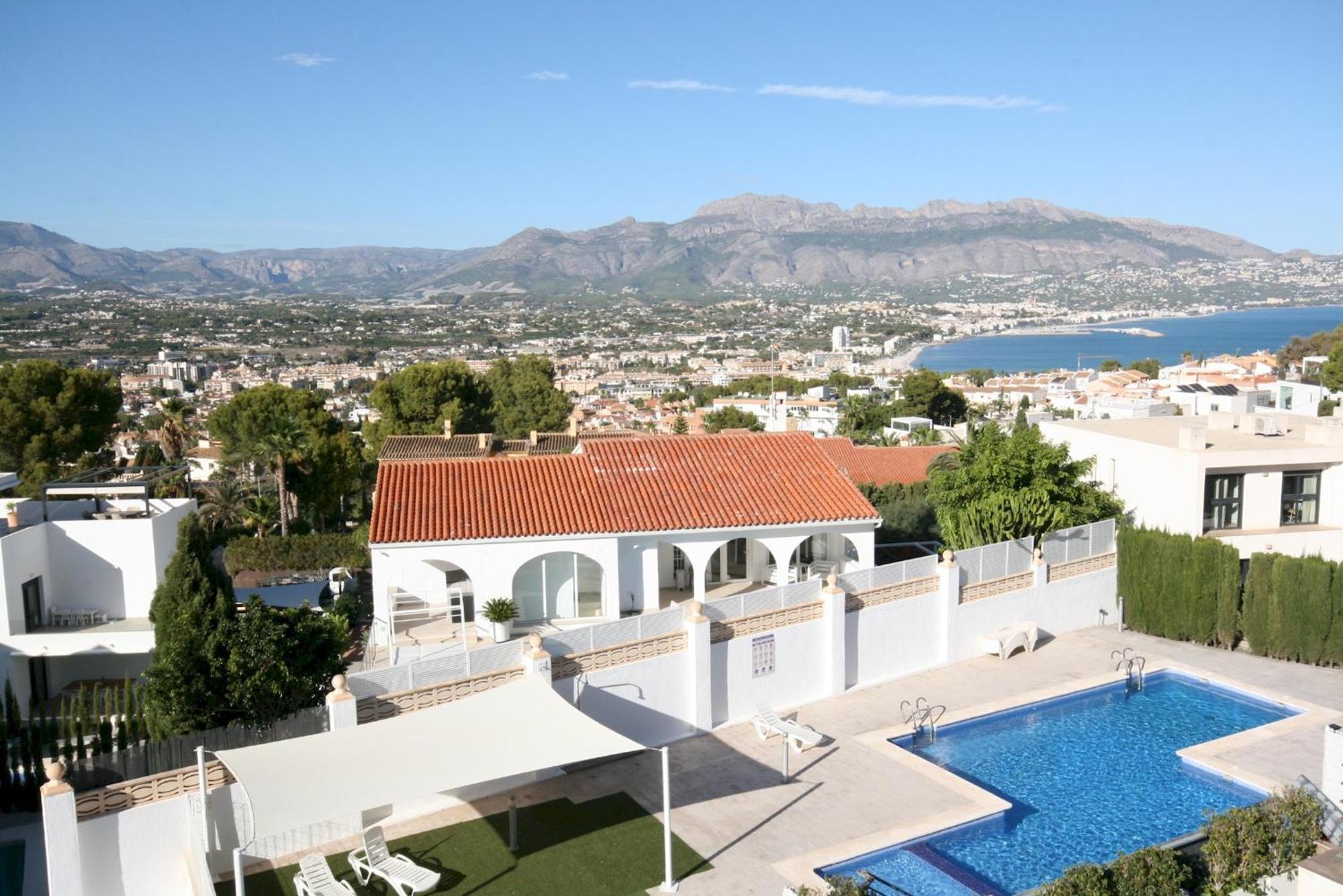 Magnificent View And Pool Villa El Albir Екстериор снимка